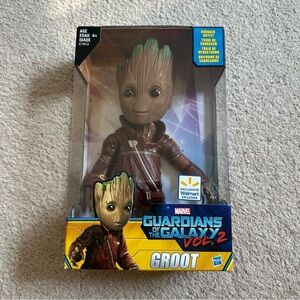 Groot Figurine